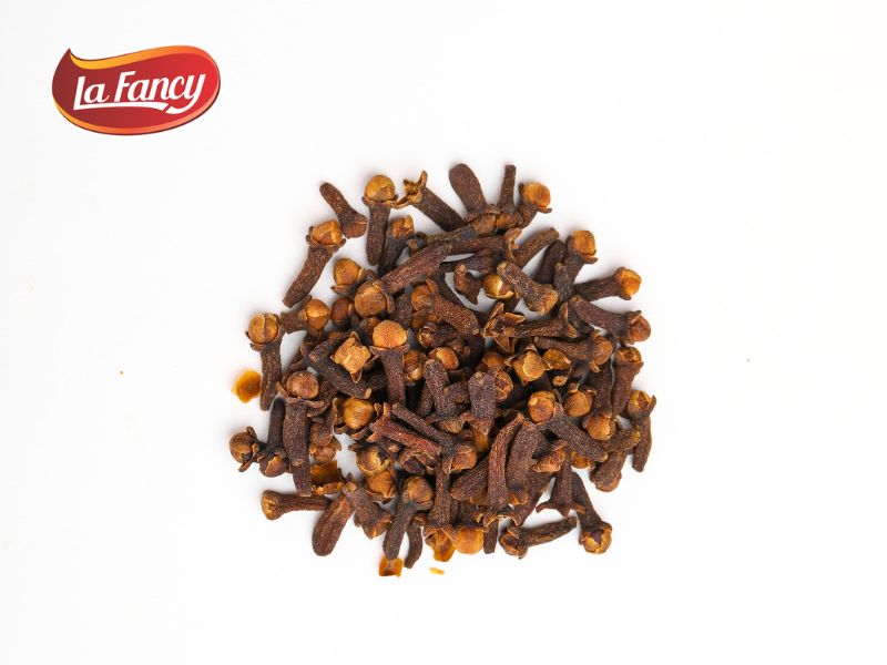 Read more about the article We Love Cloves: Rempah Kaya Manfaat dari Indonesia 